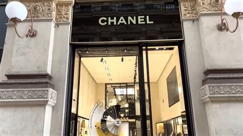 boutique chanel bologna|Chanel boutique milan.